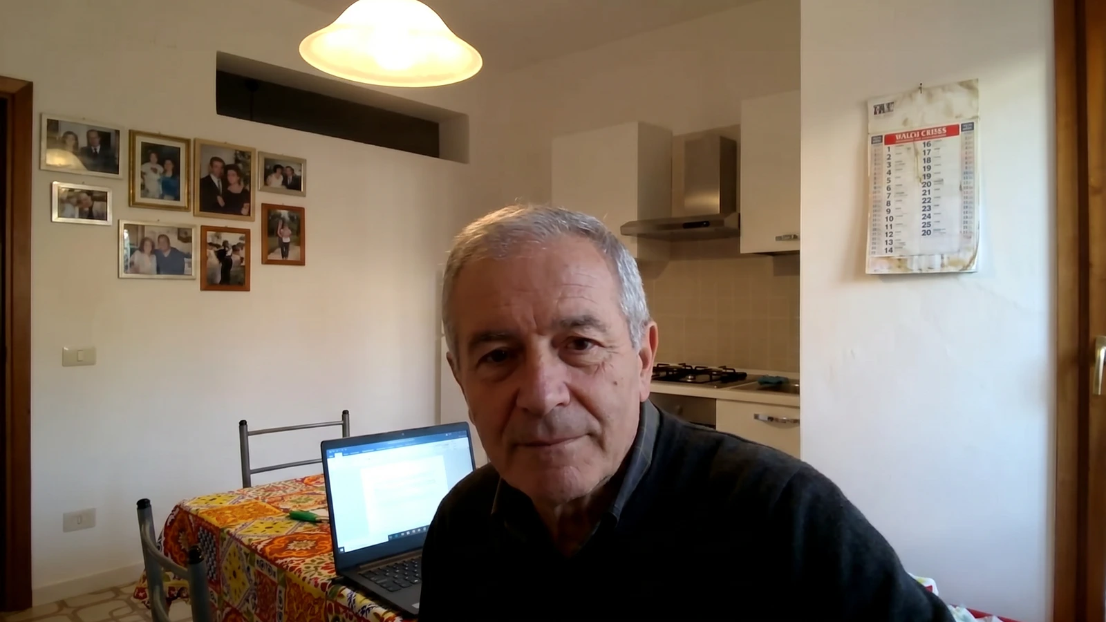 Antonio Ferretti, ex dipendente pubblico di Roma, durante la videochiamata con la redazione.